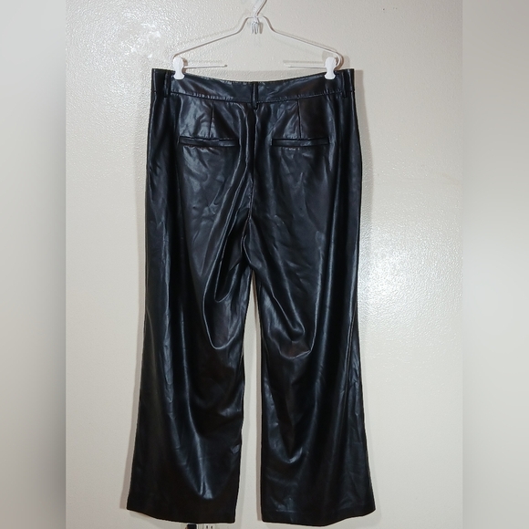 Good American Faux Leather Wide Leg Pants in black Plus size 16 - Picture 3 of 9